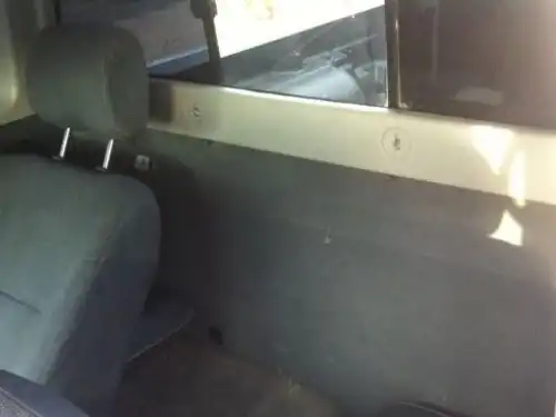 Nissan Frontier  2002