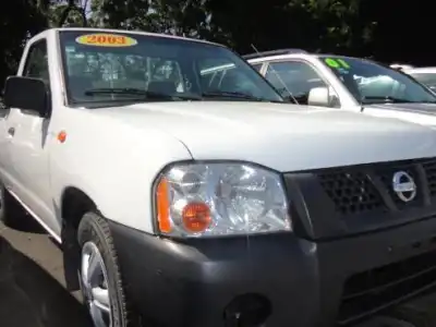 Nissan Frontier  2003