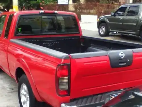 Nissan Frontier  2003
