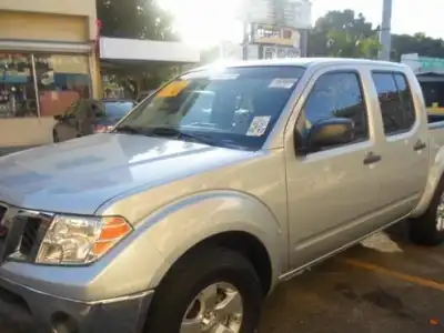 Nissan Frontier  2010