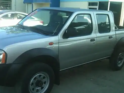 Nissan Frontier  2010