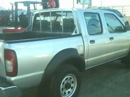 Nissan Frontier  2010
