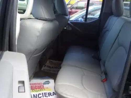 Nissan Frontier  2010