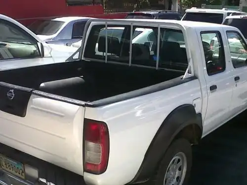 Nissan Frontier  2011