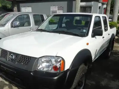 Nissan Frontier  2012