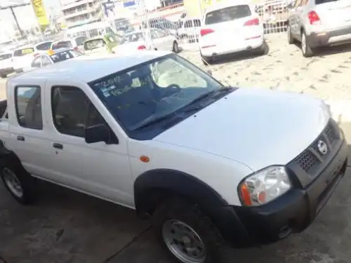 Nissan Frontier  2012