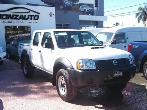 Nissan Frontier  2014