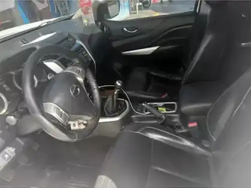 Nissan Frontier 2016 como nueva