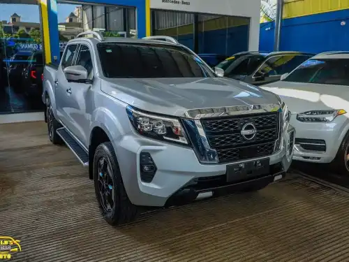 Nissan Frontier 2023 LE Impecable