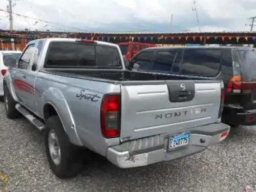 Nissan Frontier2002