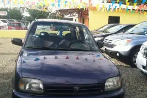 Nissan March  2000