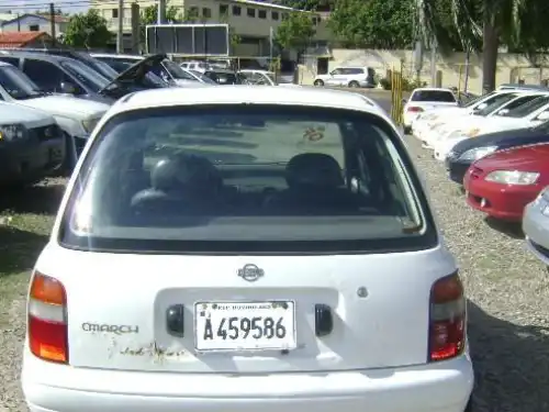 Nissan March  2000