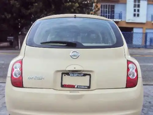 Nissan March  2008