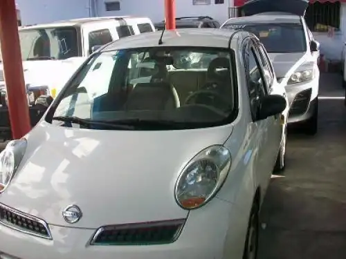 Nissan March  2009
