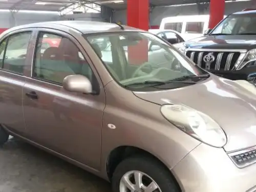 Nissan March  2009