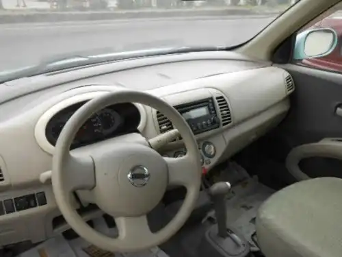 Nissan March 2007