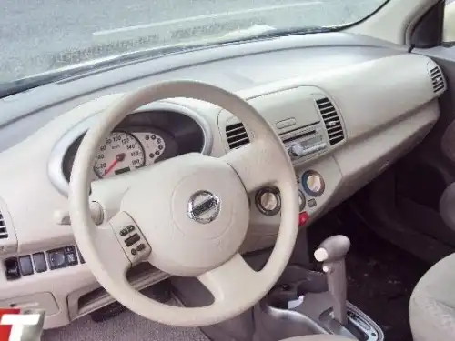 Nissan March 2008