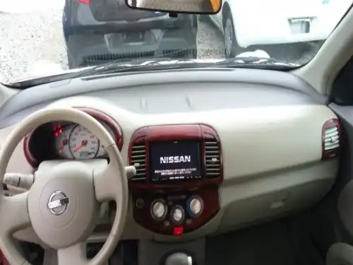 Nissan March 2009