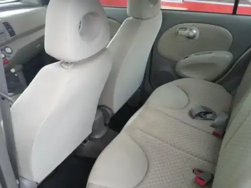 Nissan March 2010