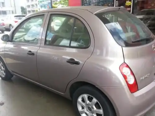 Nissan March 2010