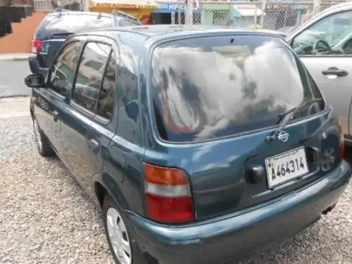 Nissan March2000