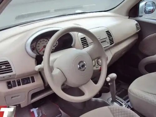 Nissan March2008