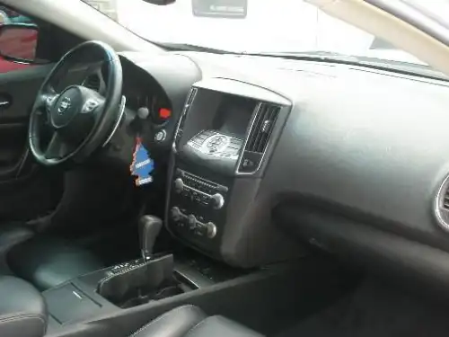 Nissan Maxima  2011