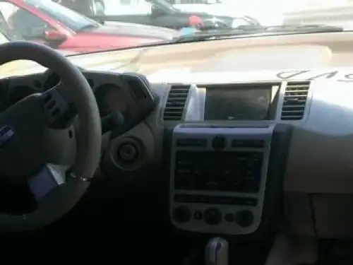 Nissan Murano  2003