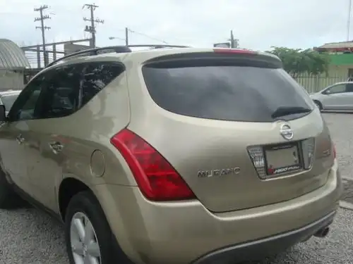 Nissan Murano  2005