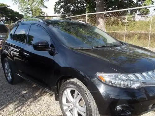 Nissan Murano LE 2009