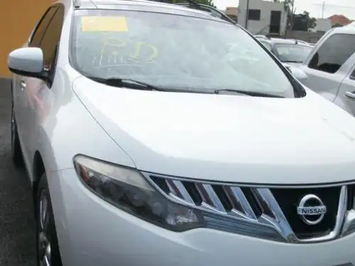 Nissan Murano LE 2009
