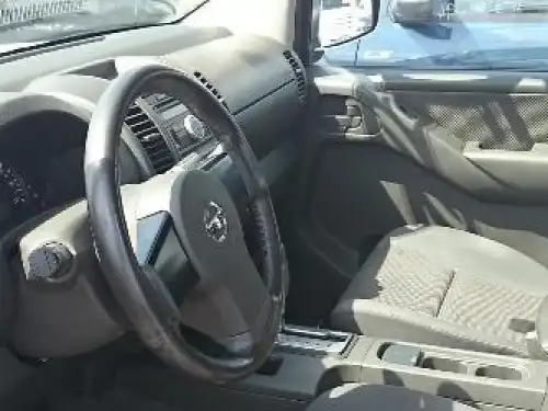Nissan Navara  2012