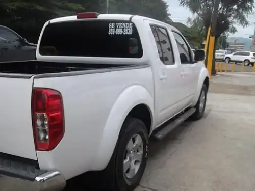 Nissan Navara LE 2009