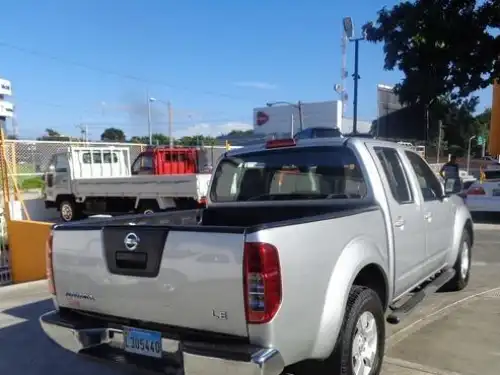 Nissan Navara LE 2012