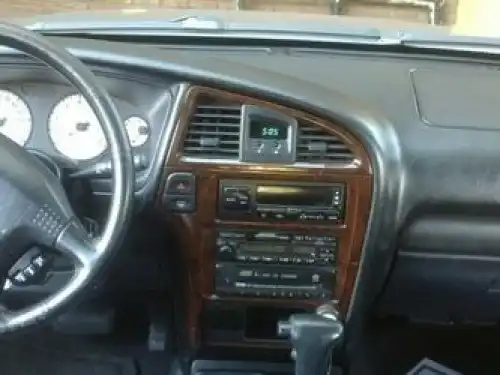 Nissan Pathfinder  2001