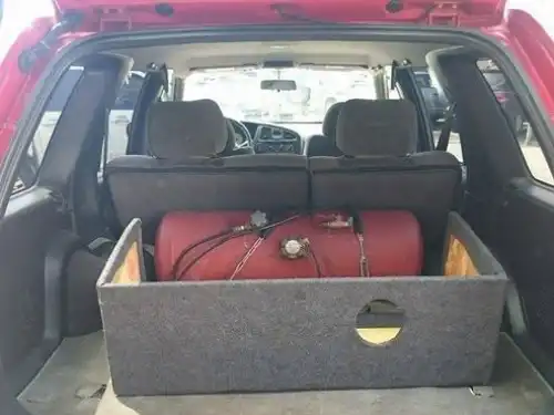Nissan Pathfinder  2001