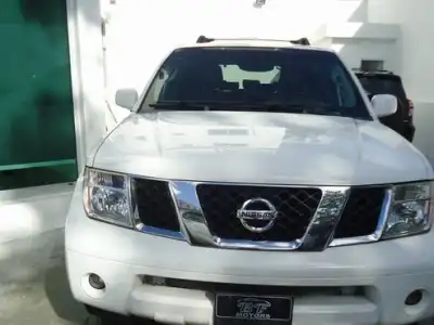 Nissan Pathfinder  2005