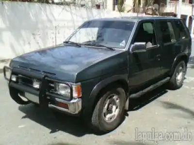 Nissan Pathfinder 1993