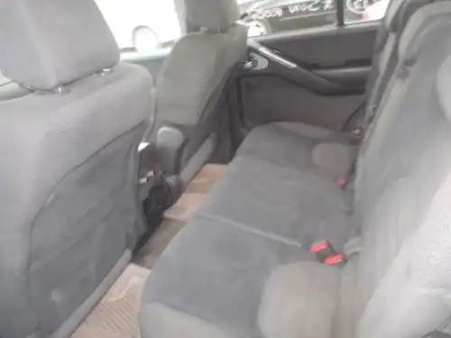 Nissan Pathfinder 2005 blanca 