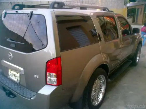 Nissan Pathfinder 2005 