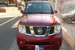 Nissan Pathfinder 2005