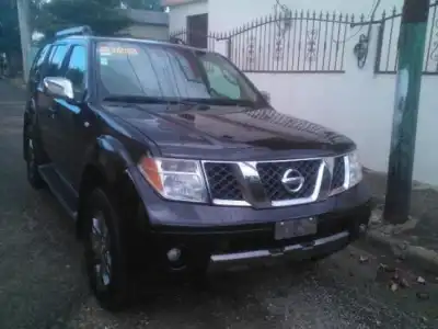 Nissan Pathfinder 2006 LE Full 4wd Gasoil