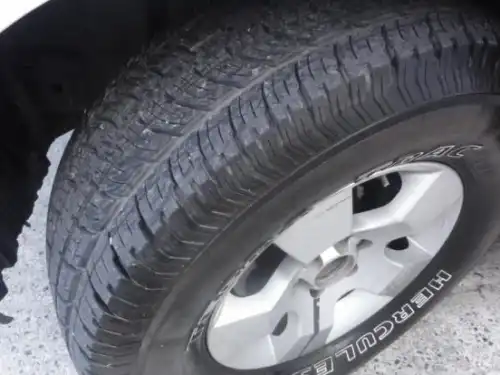 Nissan Pathfinder LE 2005