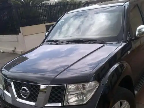 Nissan Pathfinder LE 2006