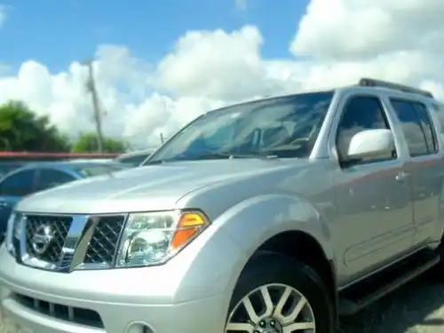 Nissan Pathfinder SE 2007