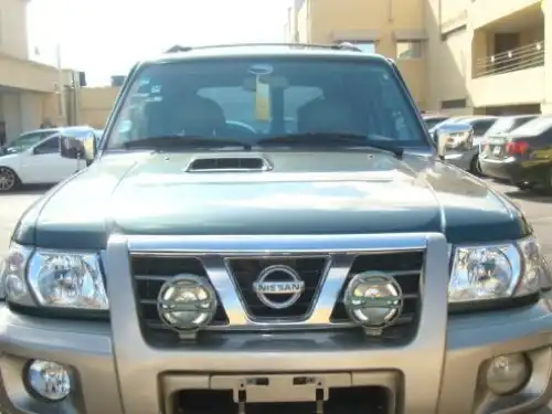 Nissan Patrol  2002
