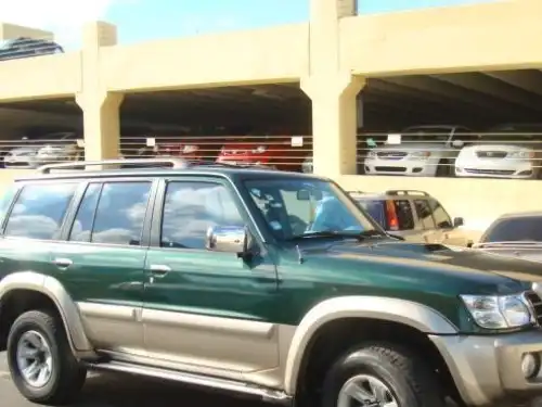 Nissan Patrol  2002