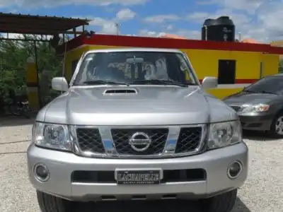 Nissan Patrol  2011