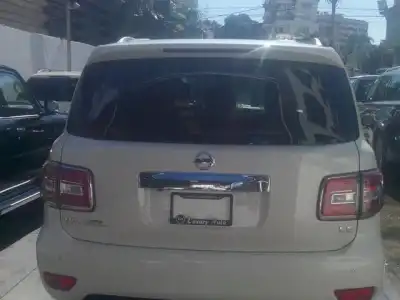 Nissan Patrol  2015