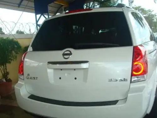 Nissan Quest2008